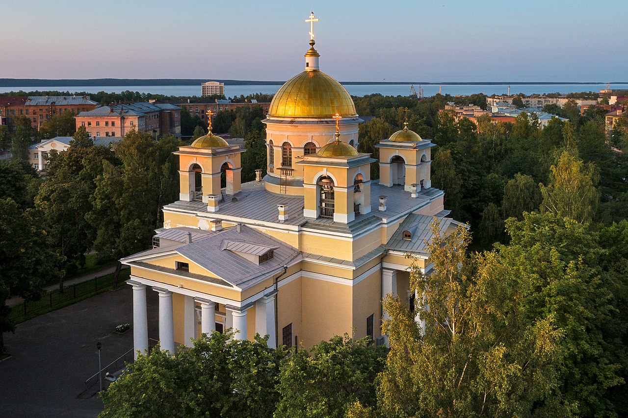 Крестовоздвиженский собор г Петрозаводска